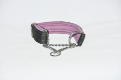 Černý softshellový polostahovací s řetízkem