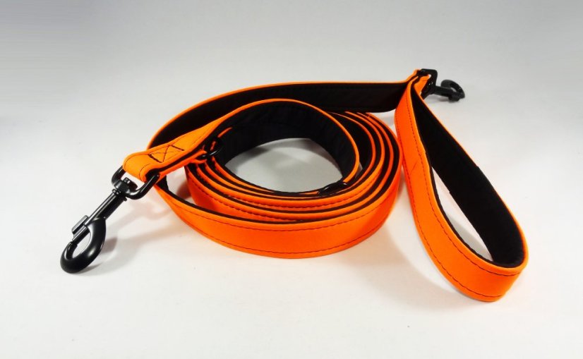 Neo orange softshellové přepínací vodítko
