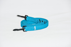 Azurové softshellové přepínací vodítko